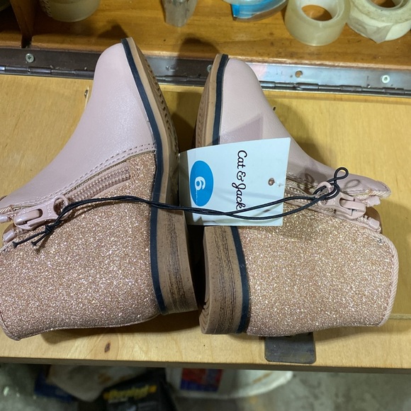 Girls boots size 6 - Picture 5 of 9